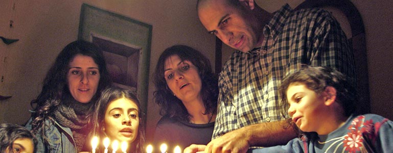 Happy Hanukkah! It’s Time to Rededicate Your Family to the Practice of Giving and Gratitude